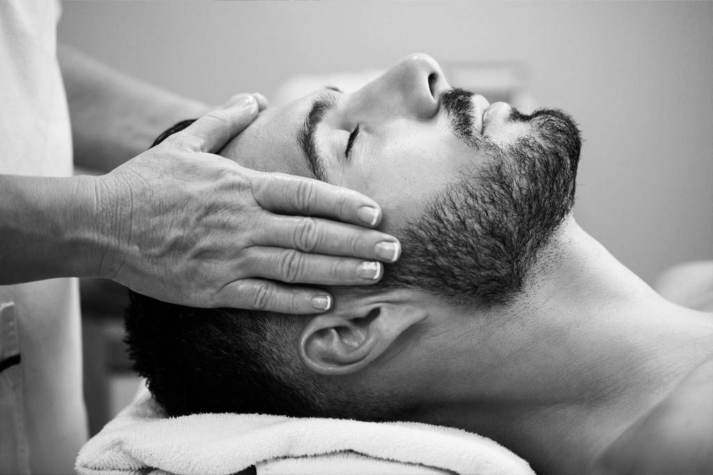Massage, épilations, relaxation pour homme